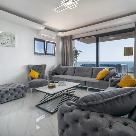 Lux Penthouse Panoramic View With Jacuzzi Apartment Makarska Exterior photo