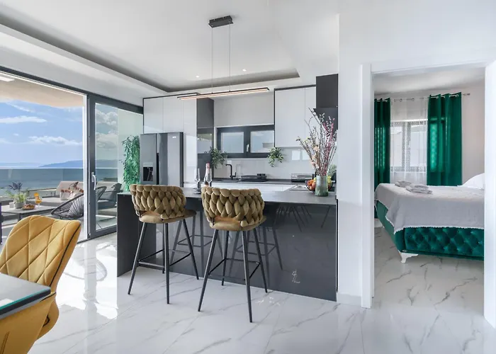 Lux Penthouse Panoramic View With Jacuzzi