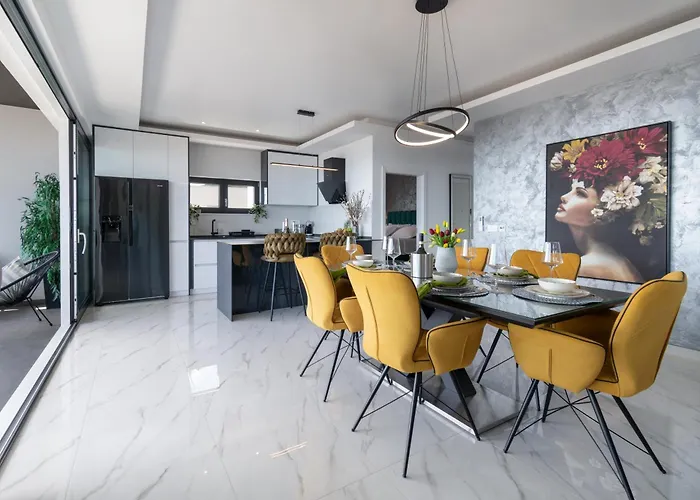 Lux Penthouse Panoramic View With Jacuzzi