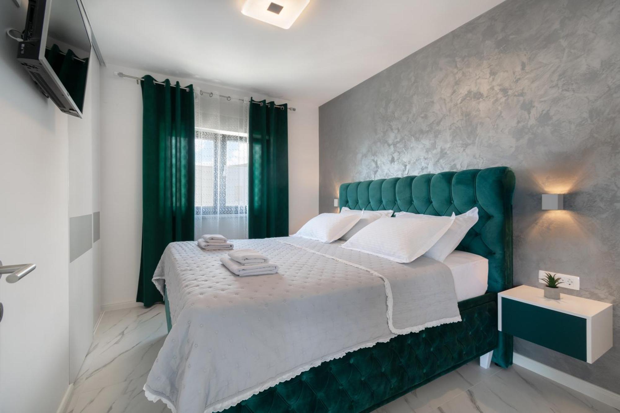 Lux Penthouse Panoramic View With Jacuzzi Apartment *